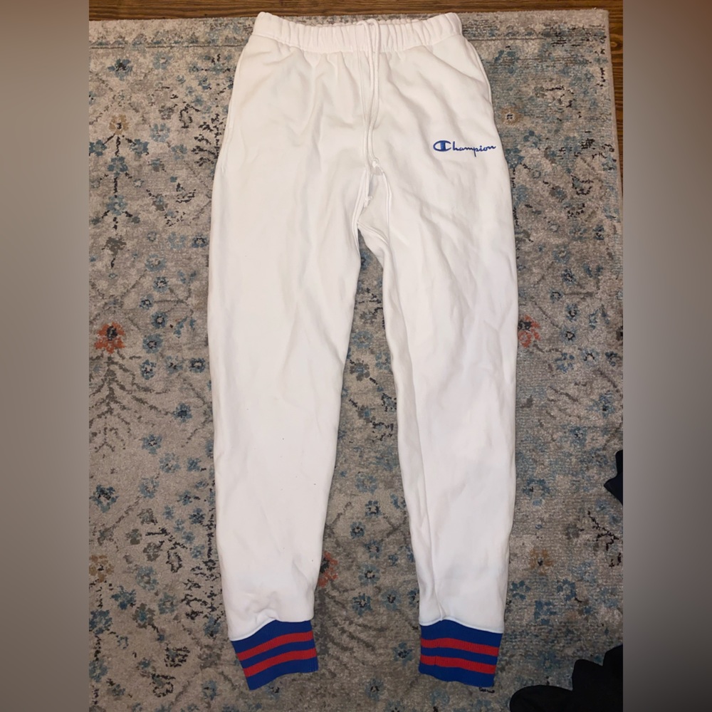 Champion women’s white sweatpants